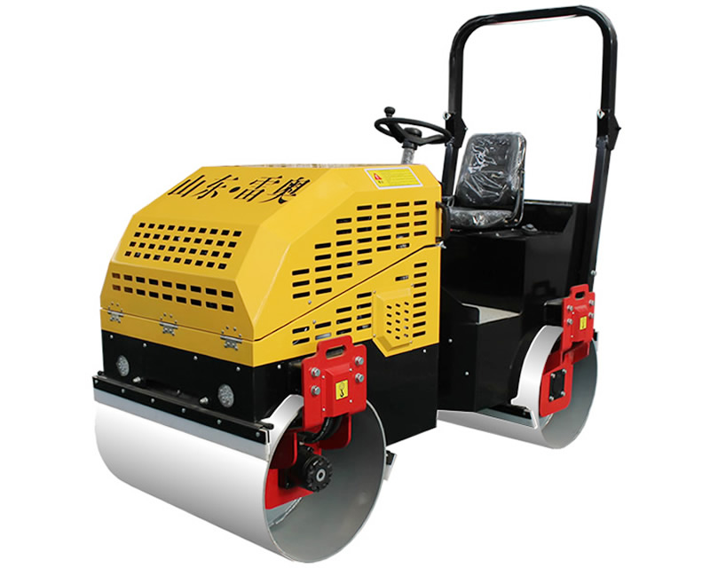 2噸全液壓座駕壓路機